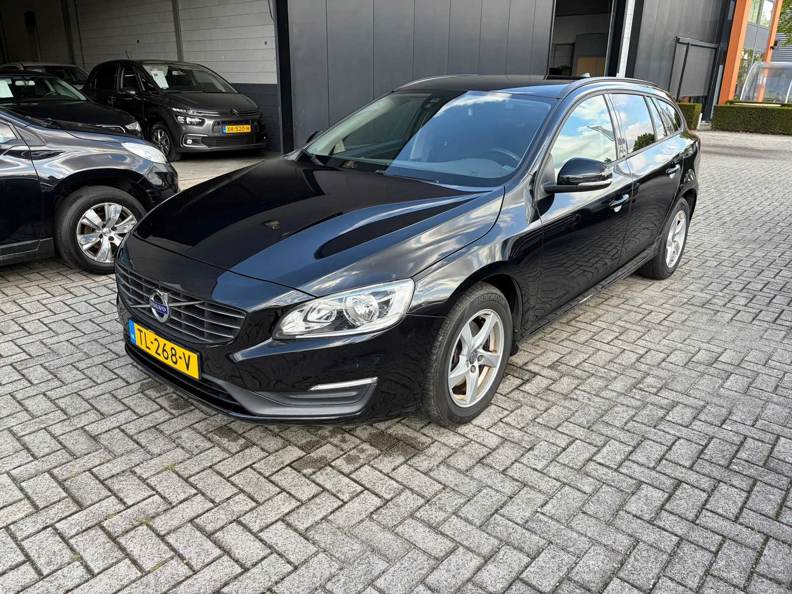 Volvo V60 (2014) — foto 1