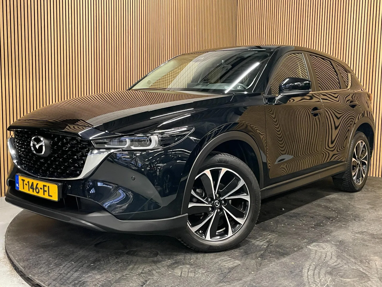 Mazda CX-5 (2023) — foto 1