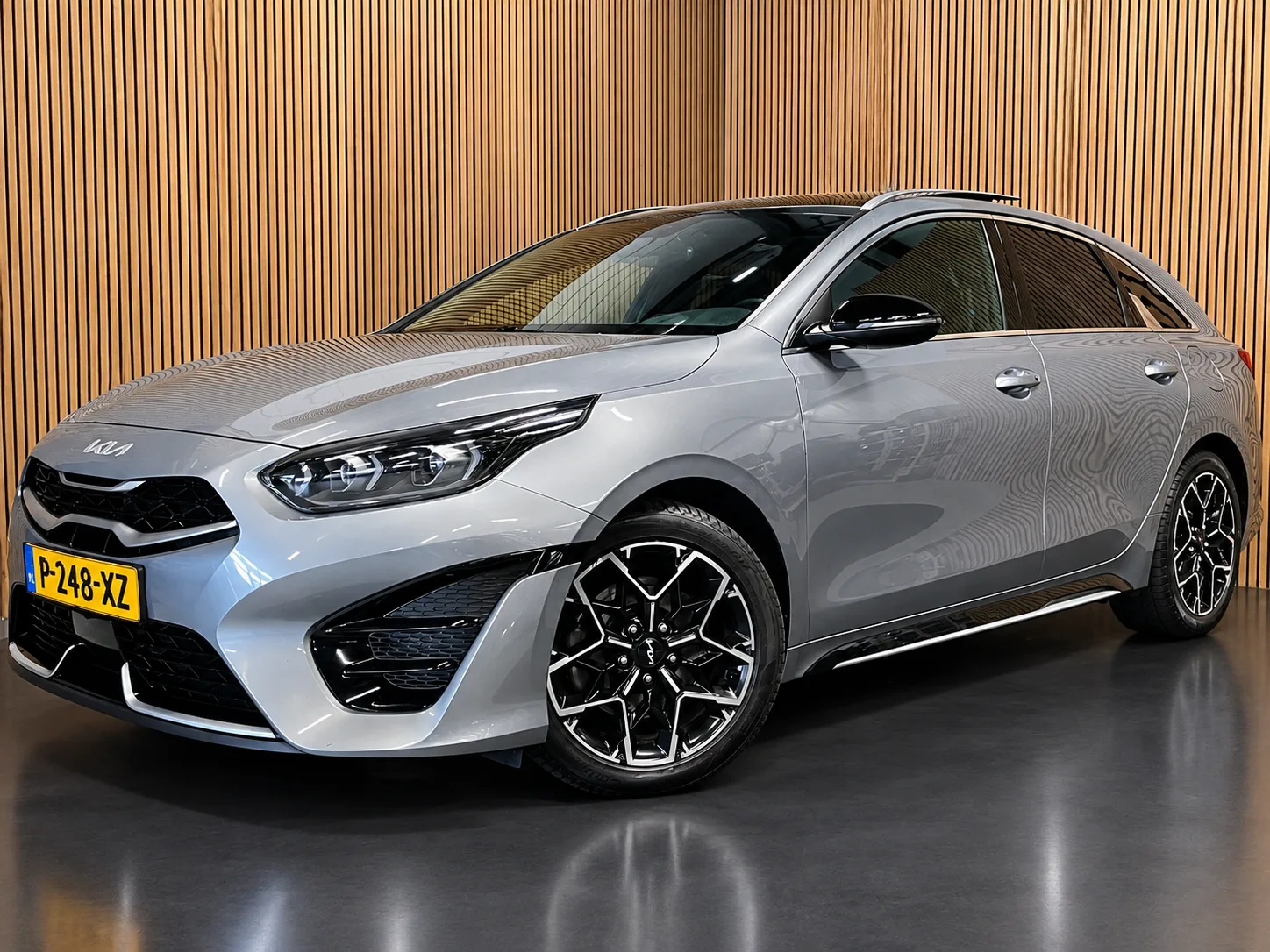 Kia ProCeed (2022) — foto 1