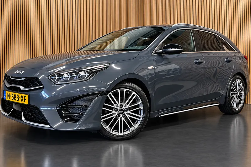 Kia ProCeed (2022)