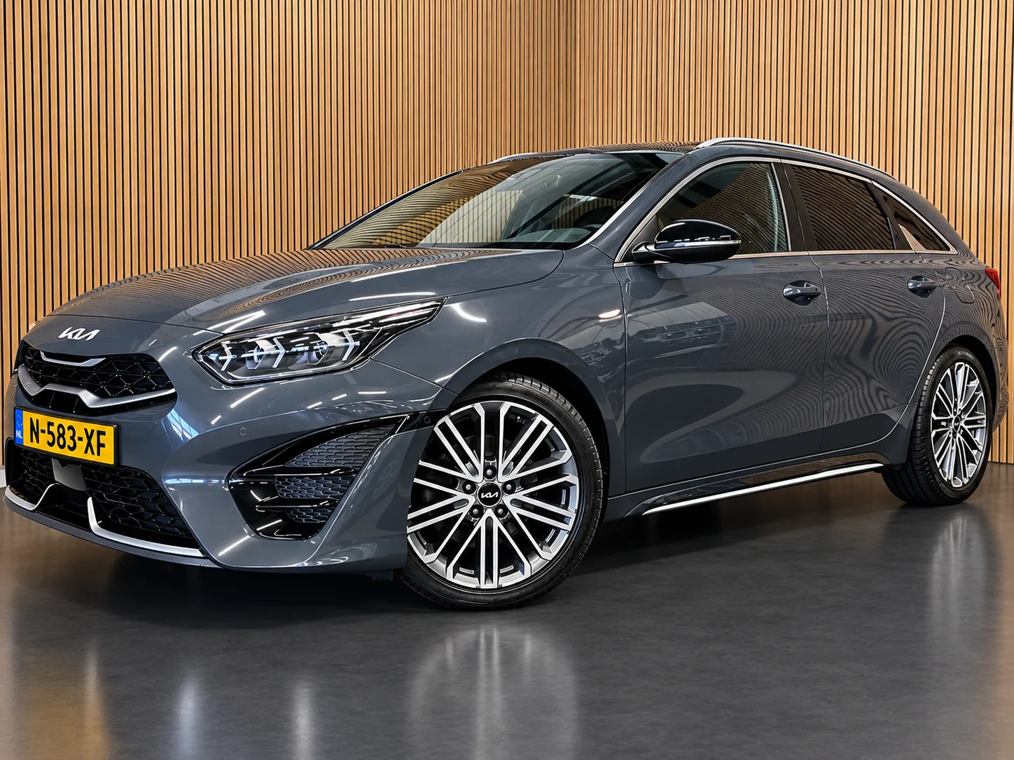 Kia ProCeed (2022) — foto 1