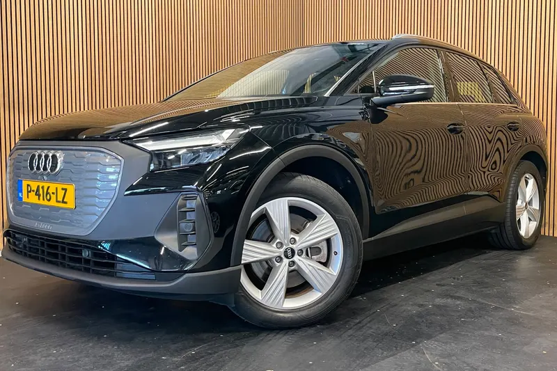 Audi Q4 e-tron (2022)