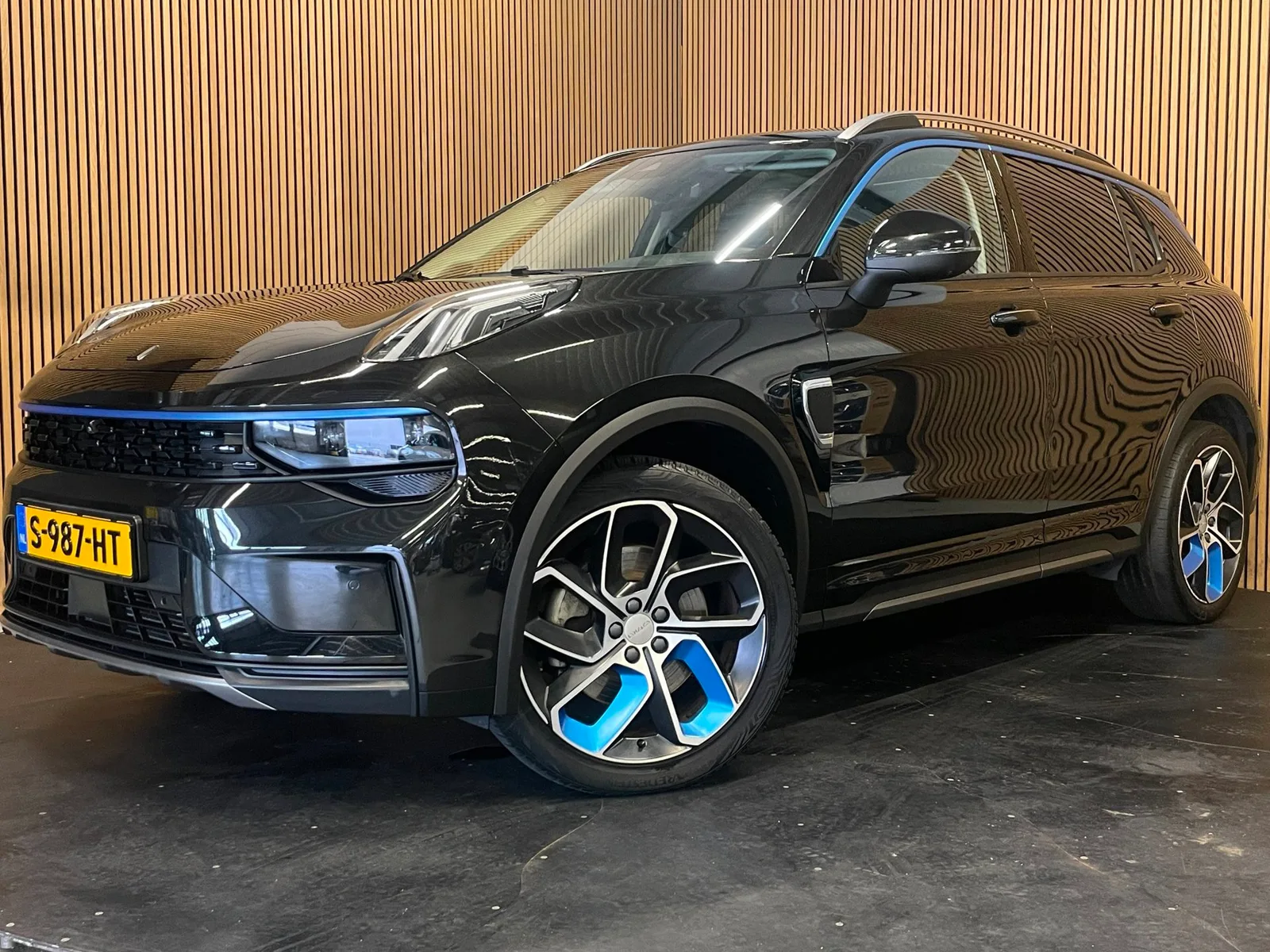 Lynk & Co 01 (2023) — foto 1