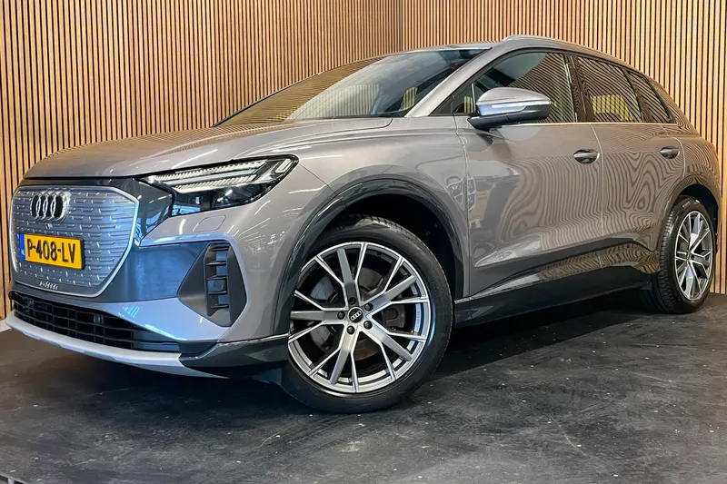Audi Q4 e-tron (2022)