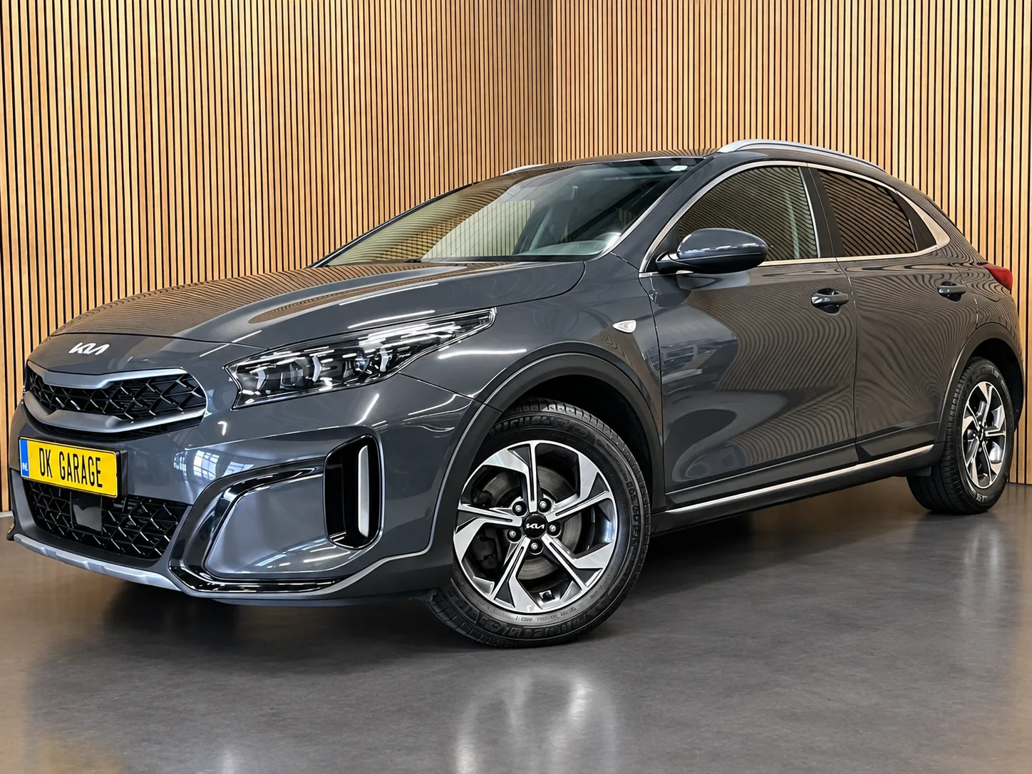 Kia XCeed (2023) — foto 1