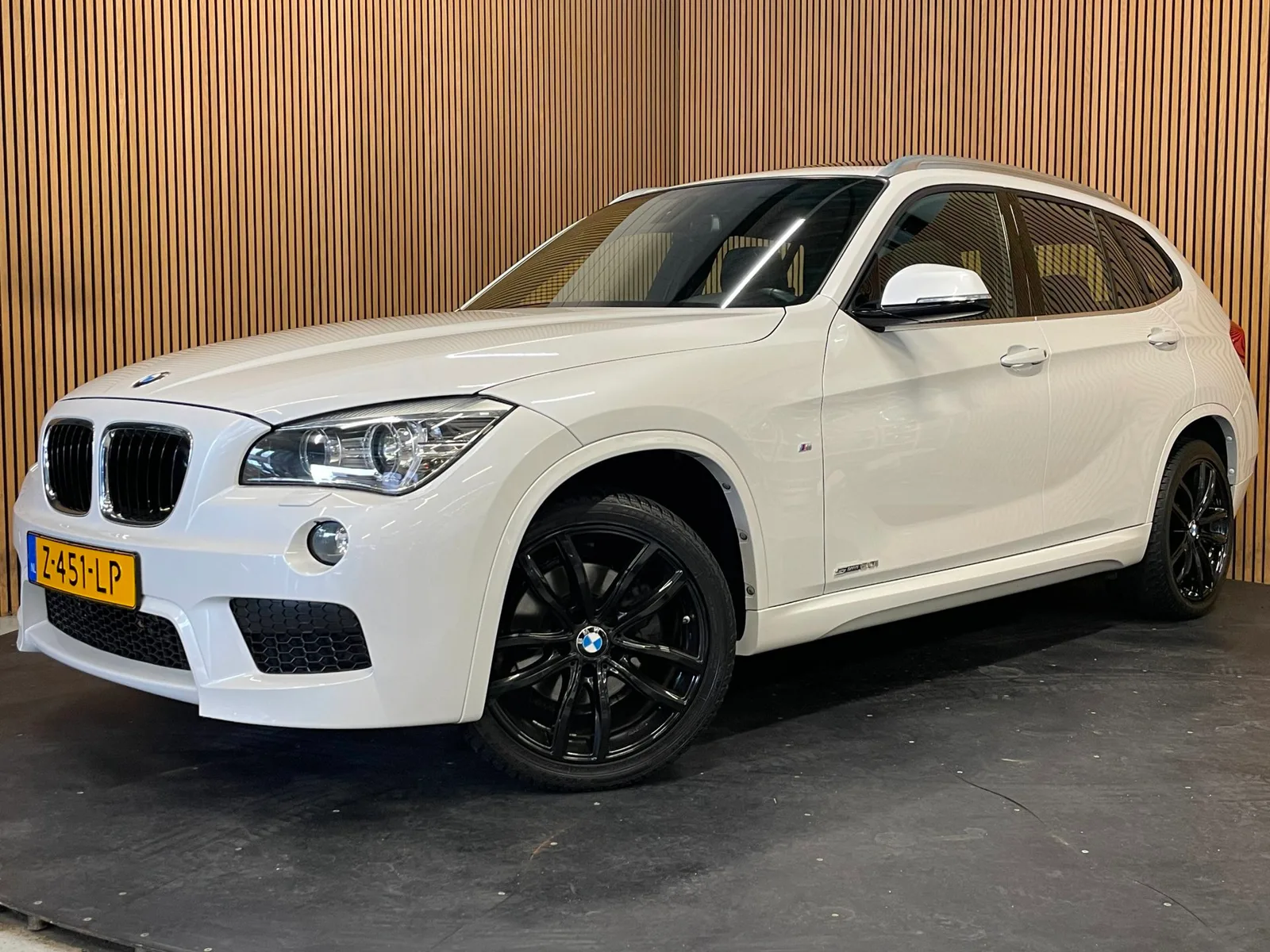 BMW X1 (2015) — foto 1