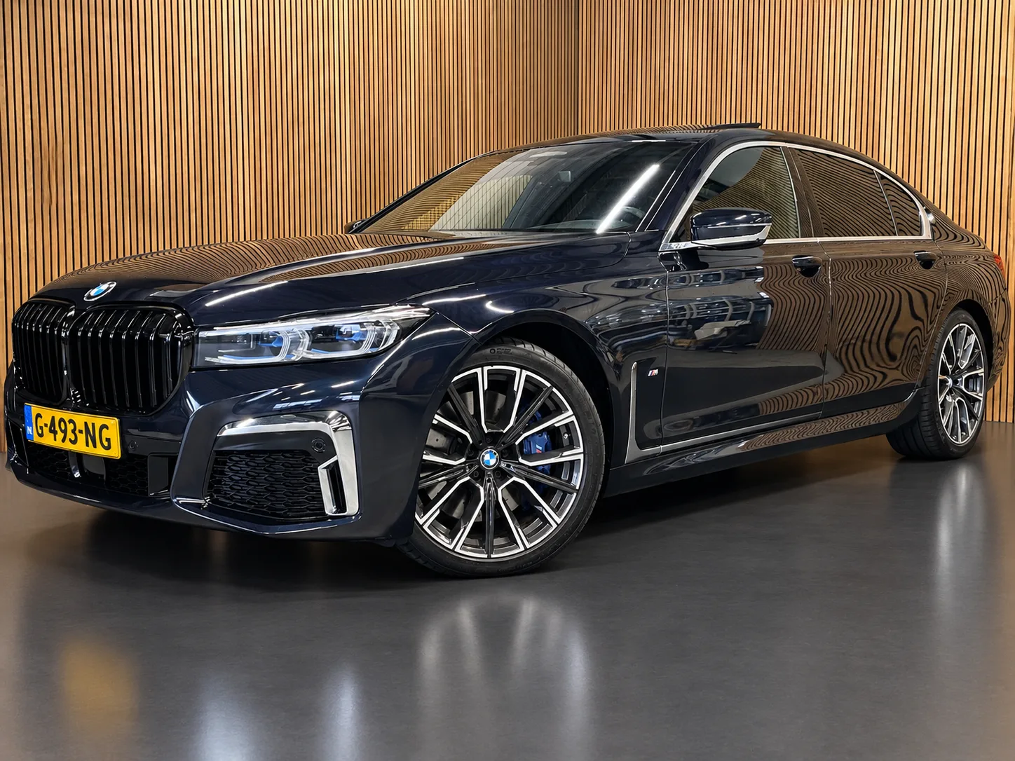 BMW 7-Serie (2019) — foto 1