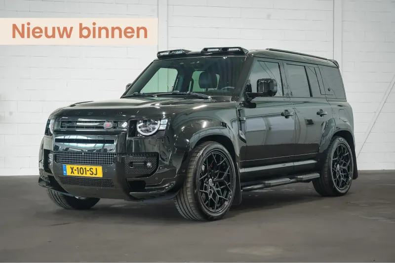 Land Rover Defender (2023)