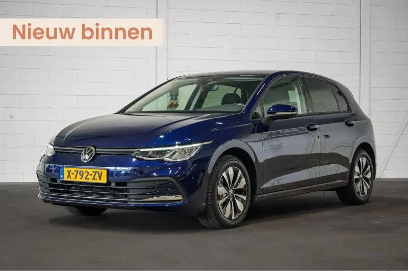 Volkswagen Golf (2023)