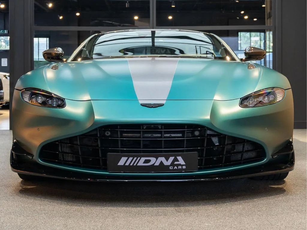 Aston Martin Vantage (2021) — foto 1