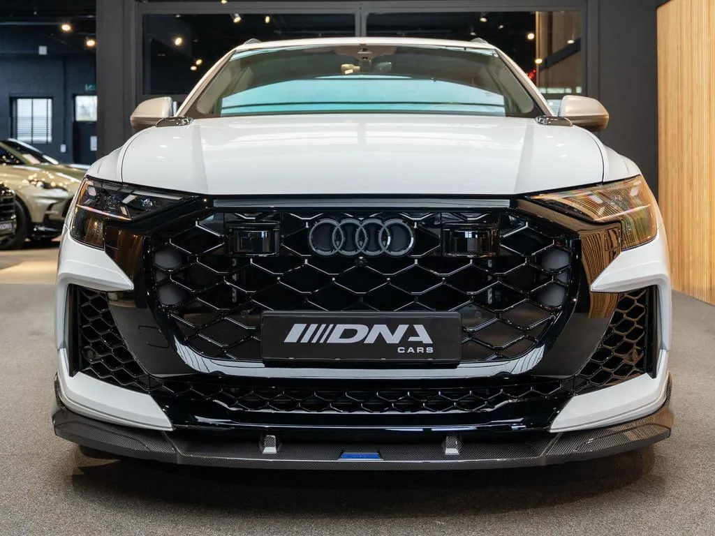 Audi RS Q8 (2025) — foto 1