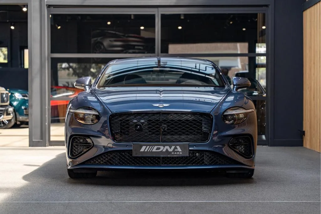 Bentley Continental GT (2025) — foto 1