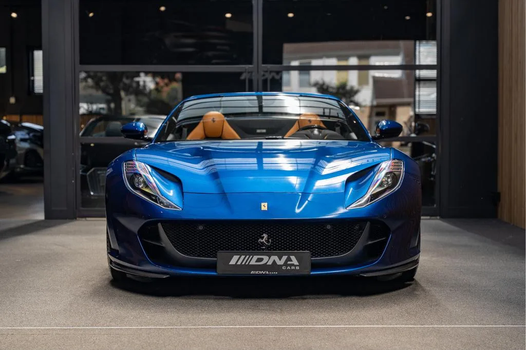Ferrari 812 GTS (2022) — foto 1