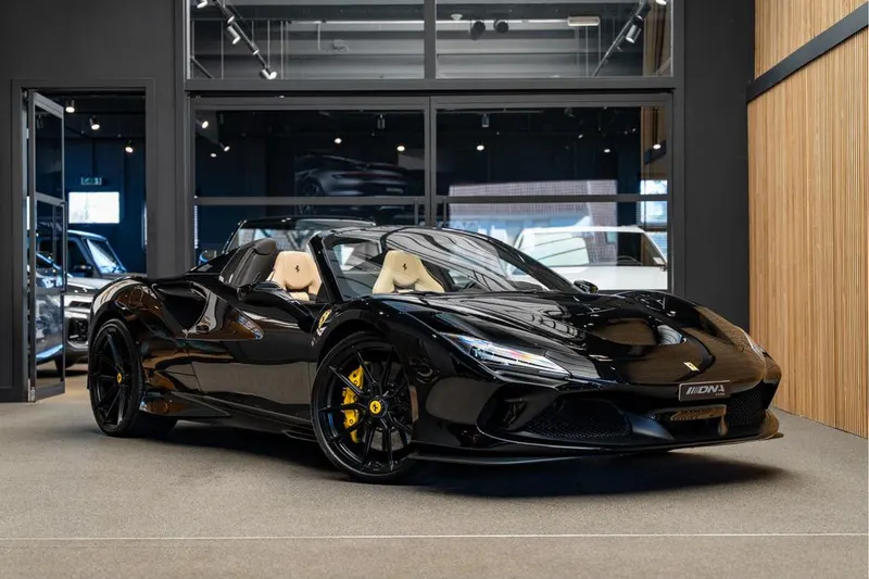 Ferrari F8 Spider (2021)