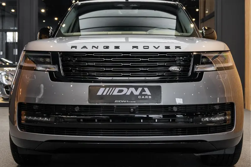 Land Rover Range Rover (2023)