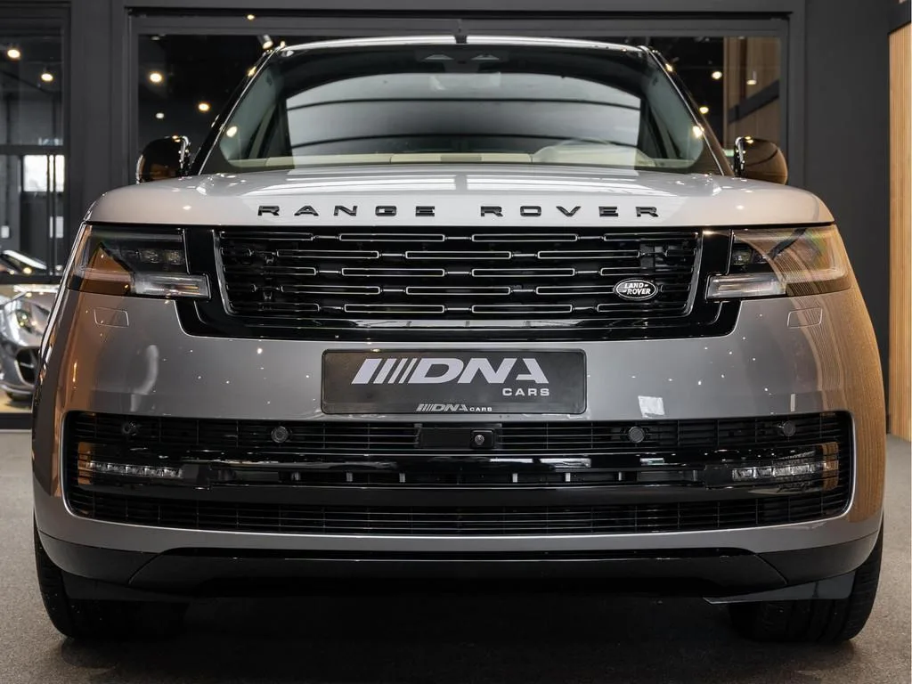 Land Rover Range Rover (2023) — foto 1