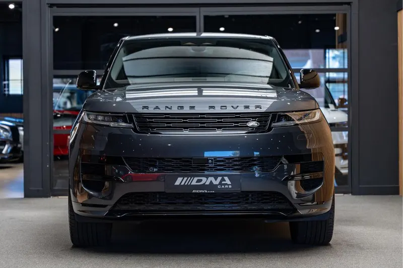 Land Rover Range Rover Sport (2025)