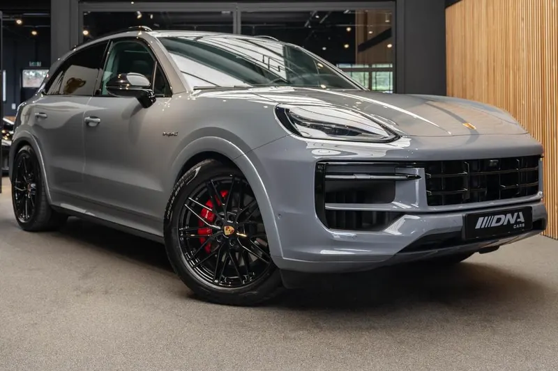 Porsche Cayenne (2024)