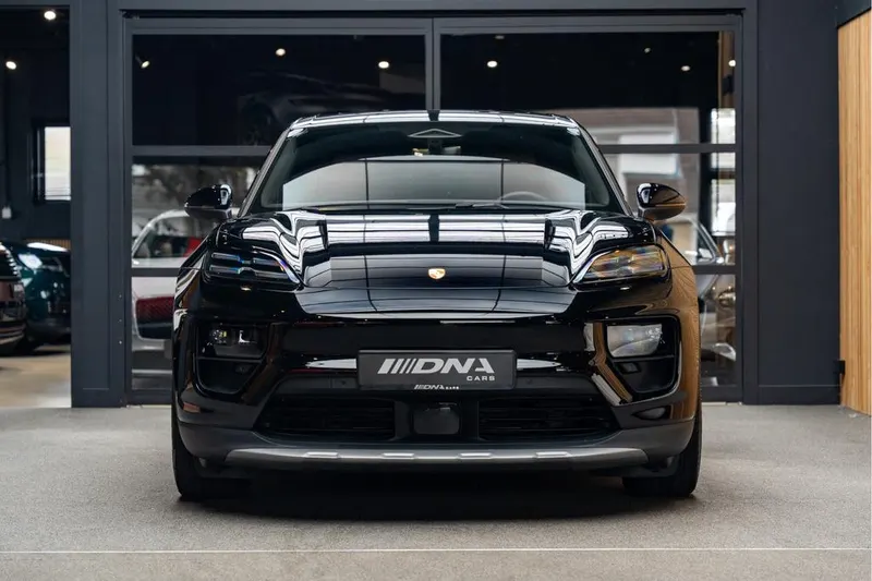 Porsche Macan (2026)