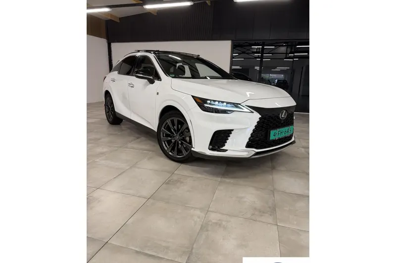 Lexus RX (2025)