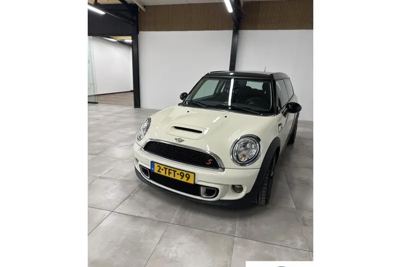 MINI Clubman (2011)