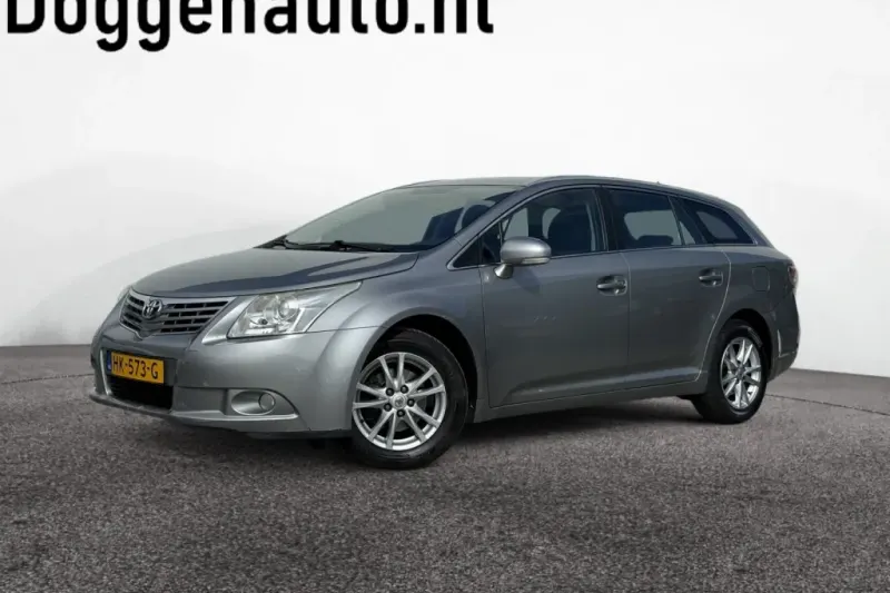 Toyota Avensis (2011)