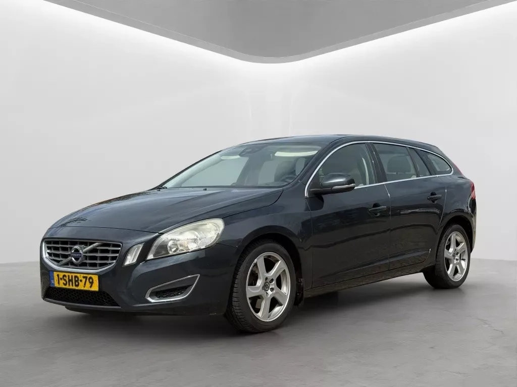Volvo V60 (2012) — foto 1