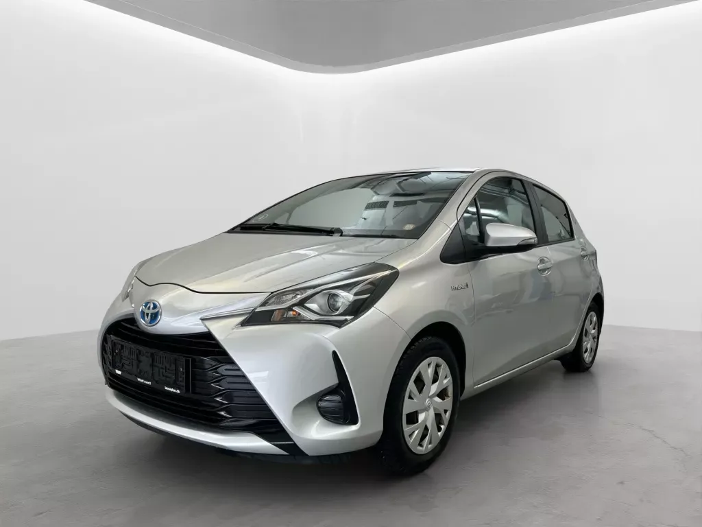 Toyota Yaris (2018) — foto 1