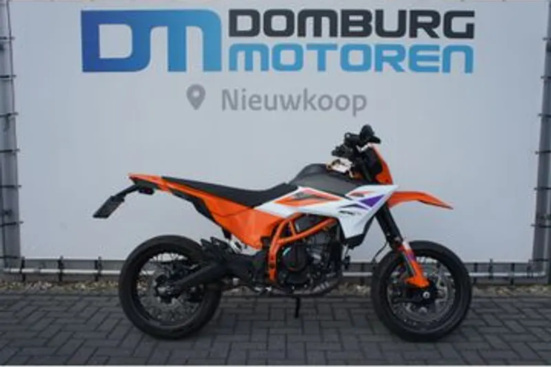 KTM 390 SMC R (2026)