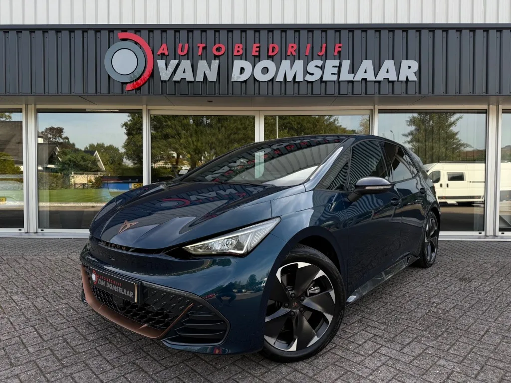 CUPRA Born (2023) — foto 1