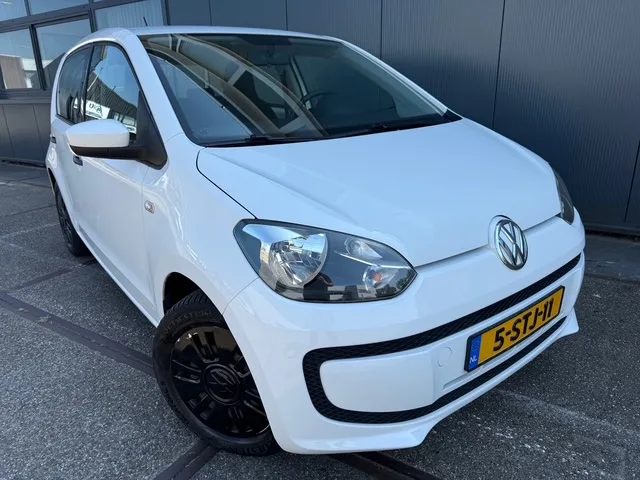 Volkswagen Up! (2014) — foto 1