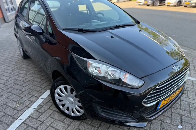Ford Fiesta (2013)