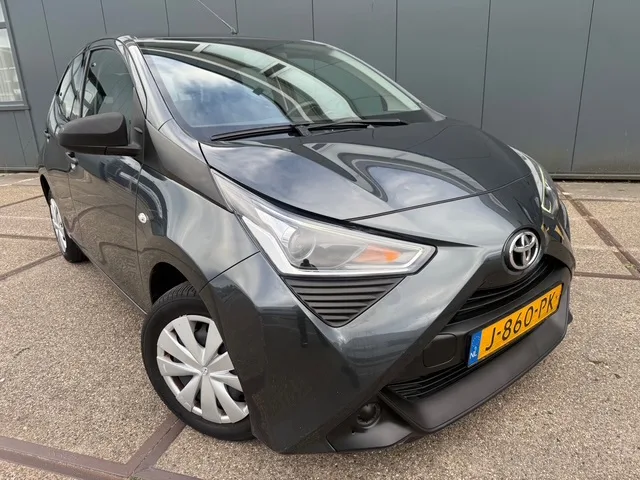 Toyota Aygo (2020) — foto 1
