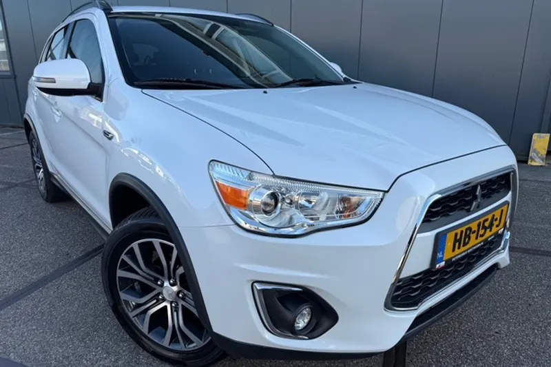 Mitsubishi ASX (2015)