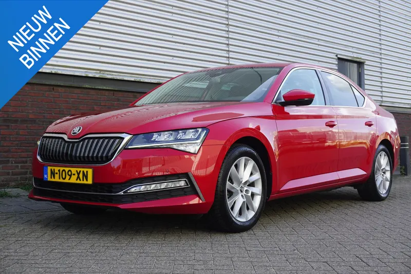Škoda Superb (2022)