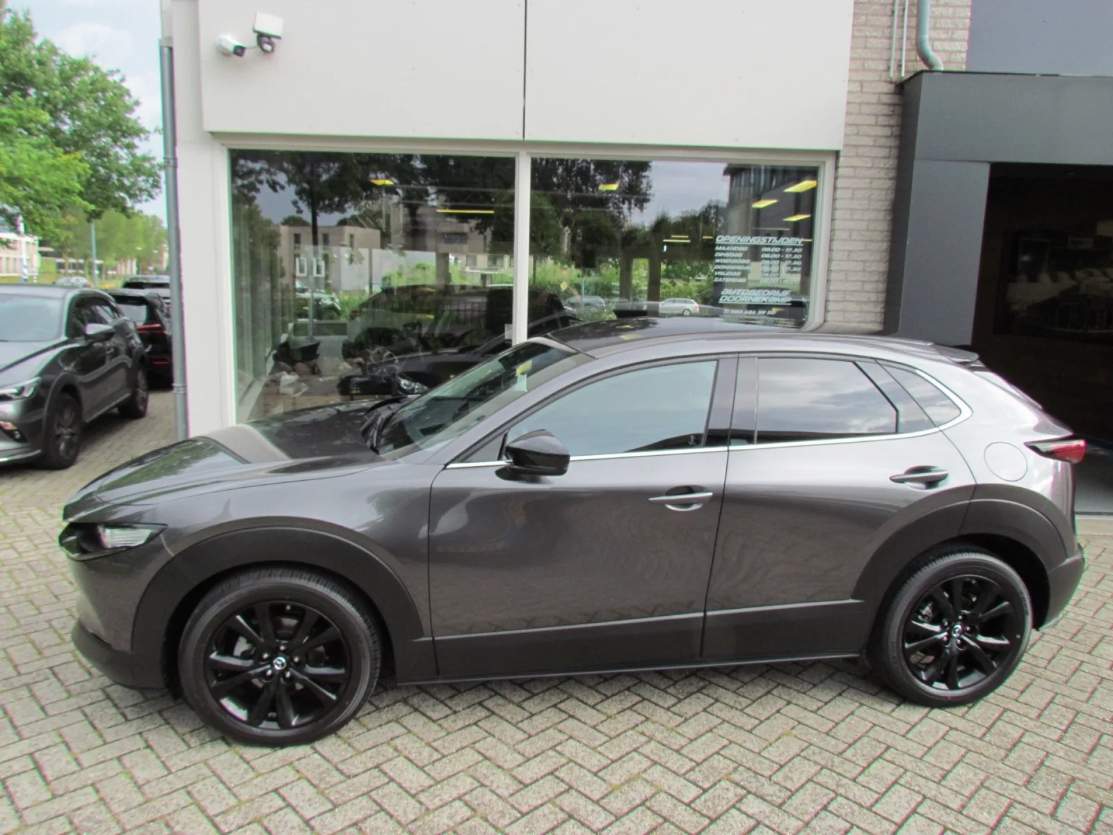 Mazda CX-30 (2025) — foto 1