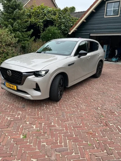 Mazda CX-60 (2023) — foto 1
