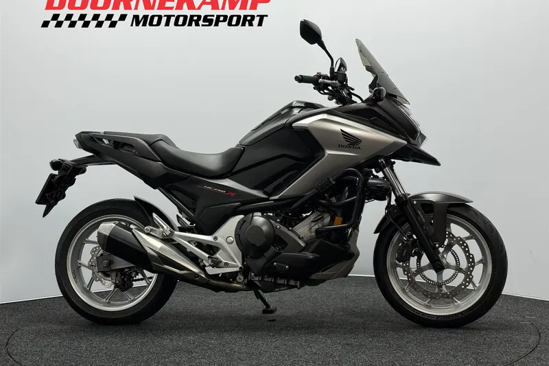 Honda NC750X (2017)
