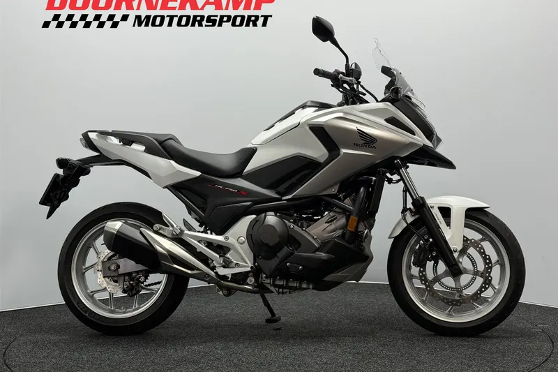 Honda NC750X (2018)