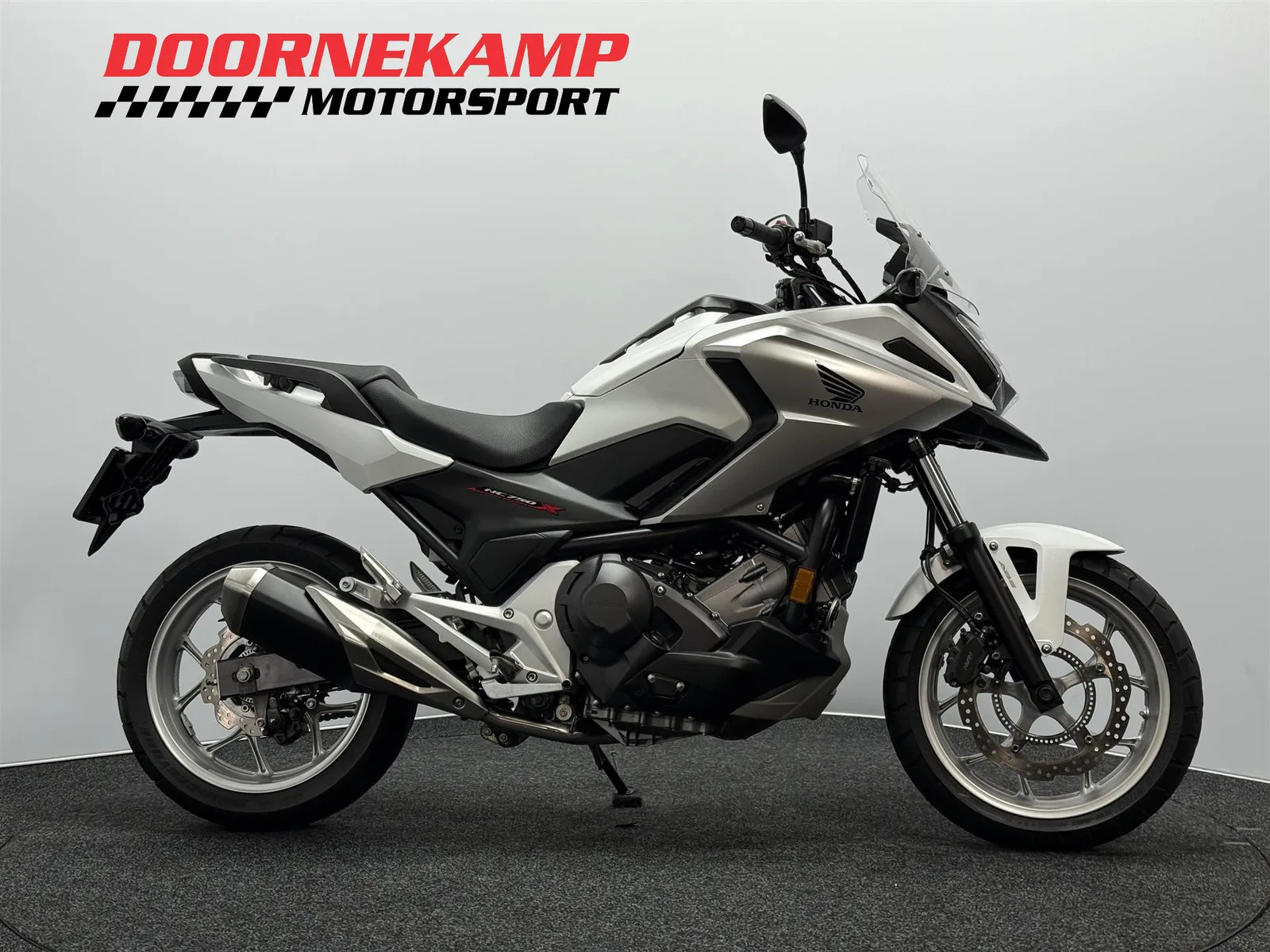 Honda NC750X (2017) — foto 1