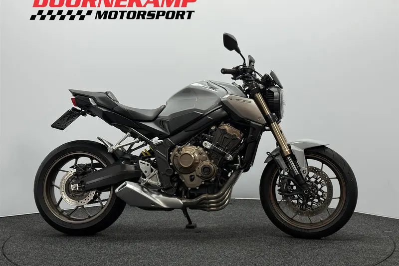 Honda CB650R (2021)