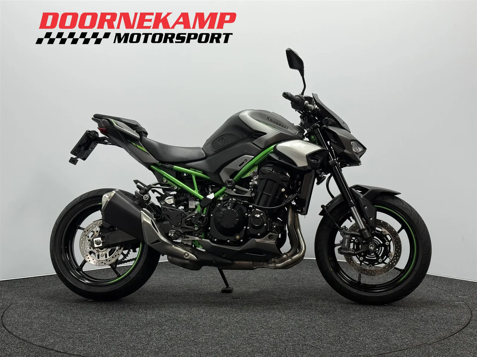 Kawasaki Z900 (2025) — foto 1