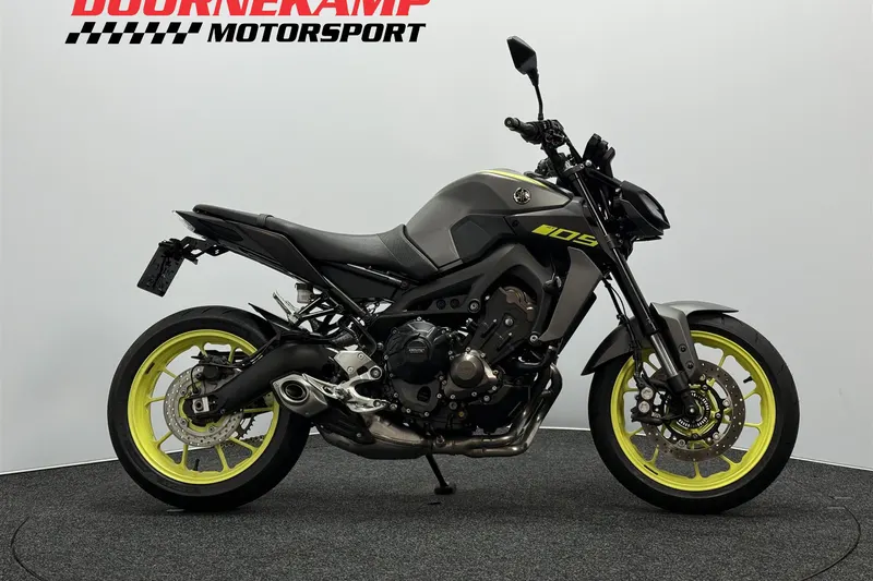 Yamaha MT-09 (2018)