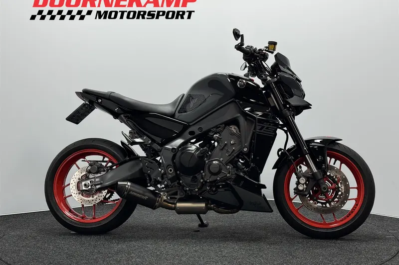 Yamaha MT-09 (2021)