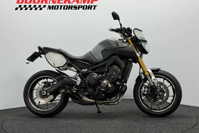 Yamaha MT-09 Sport Tracker (2016)
