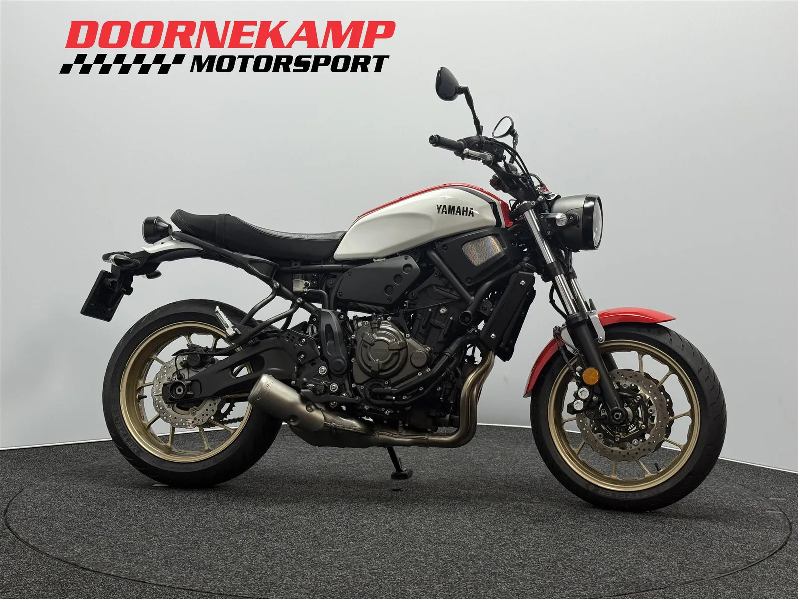 Yamaha XSR700 (2020) — foto 1