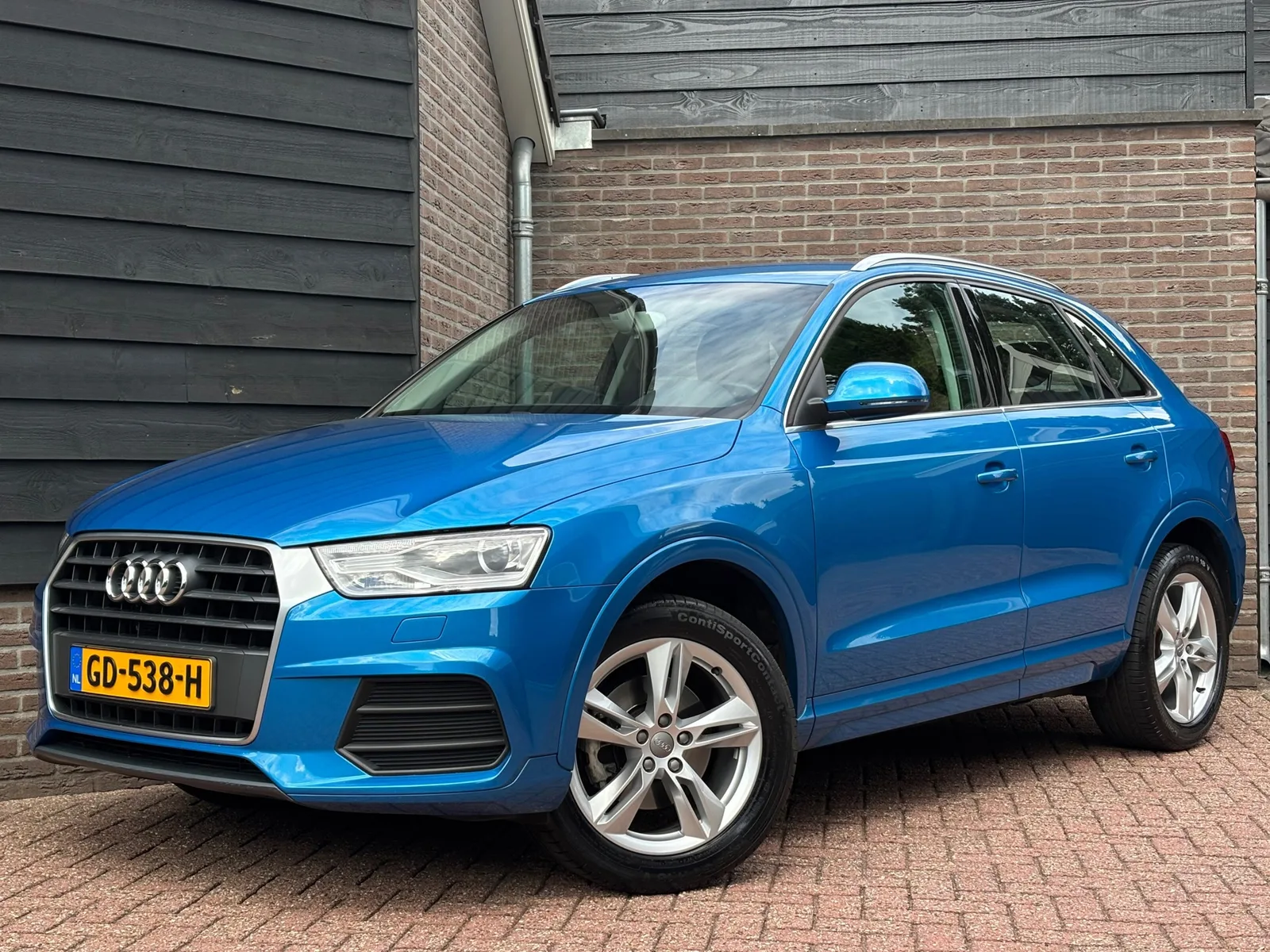 Audi Q3 (2015) — foto 1