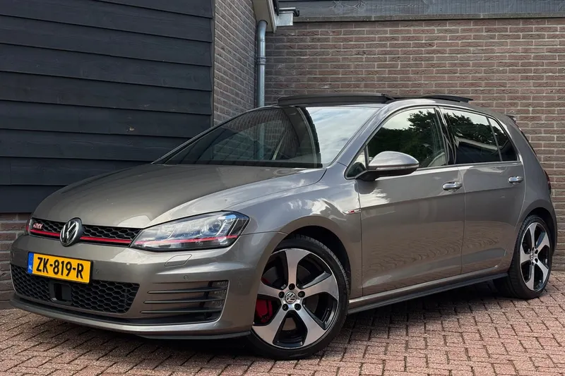 Volkswagen Golf (2016)