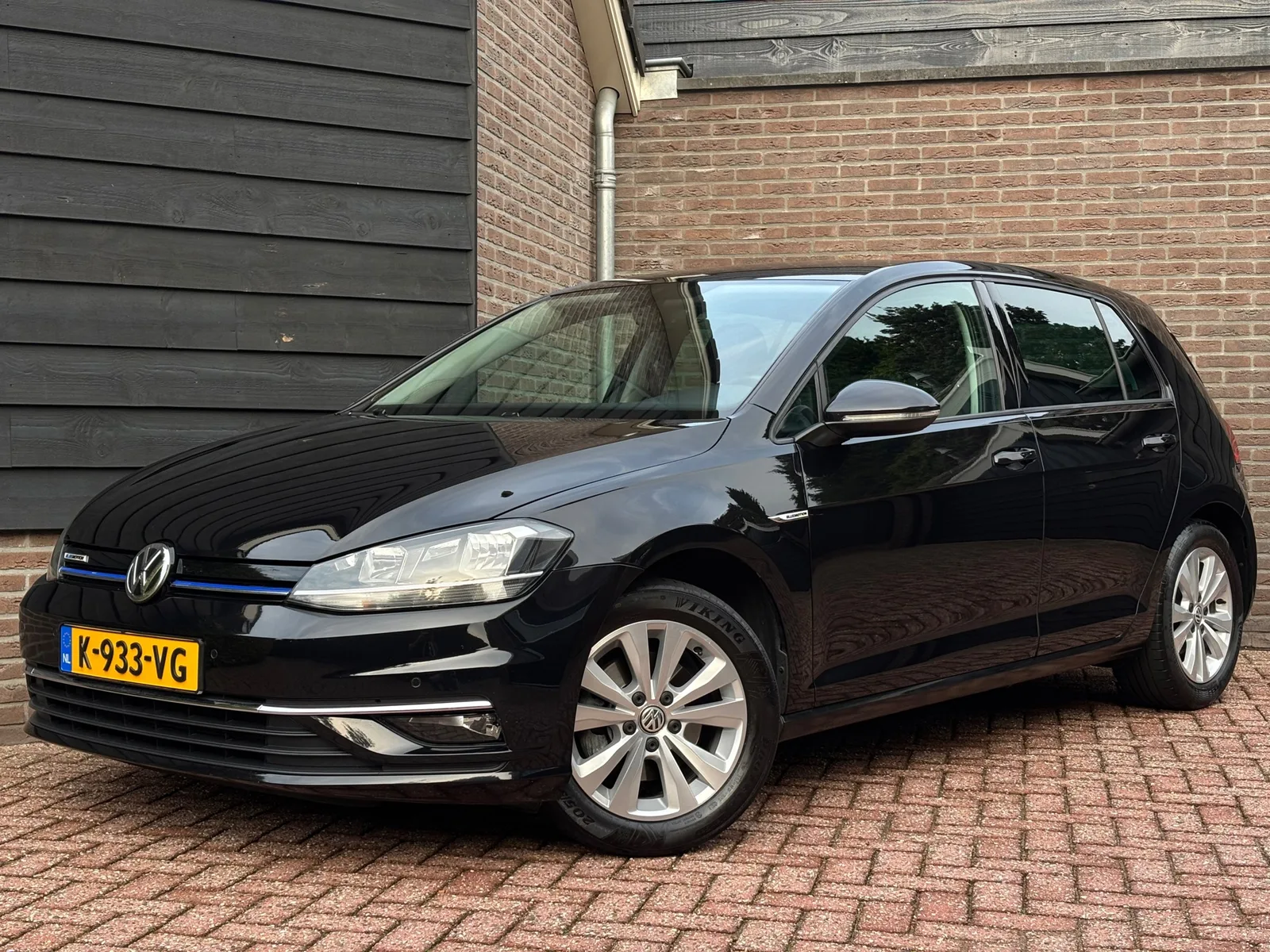 Volkswagen Golf (2018) — foto 1