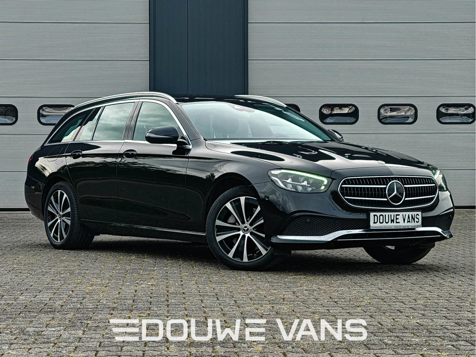 Mercedes-Benz E-Klasse (2023) — foto 1